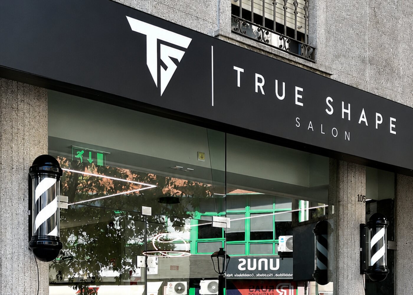 Fachada da True Shape Salon em Bragança